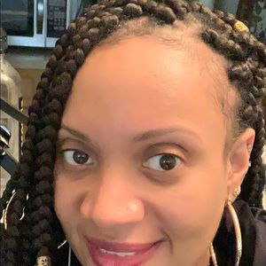 Meet your Posher, Deidre